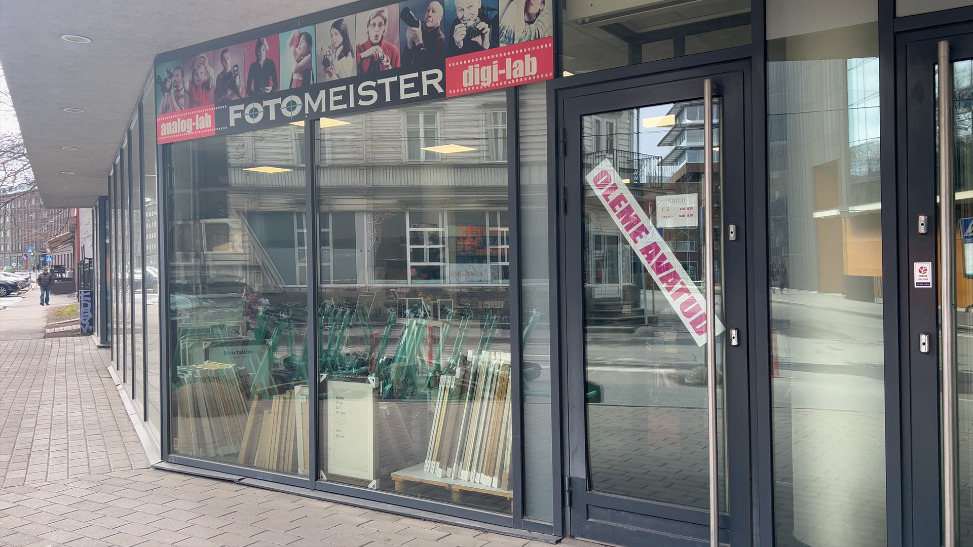 The_analog_photography_part_of_estonia_tallinn_Markus_hofstaetter_mhaustria.com_5