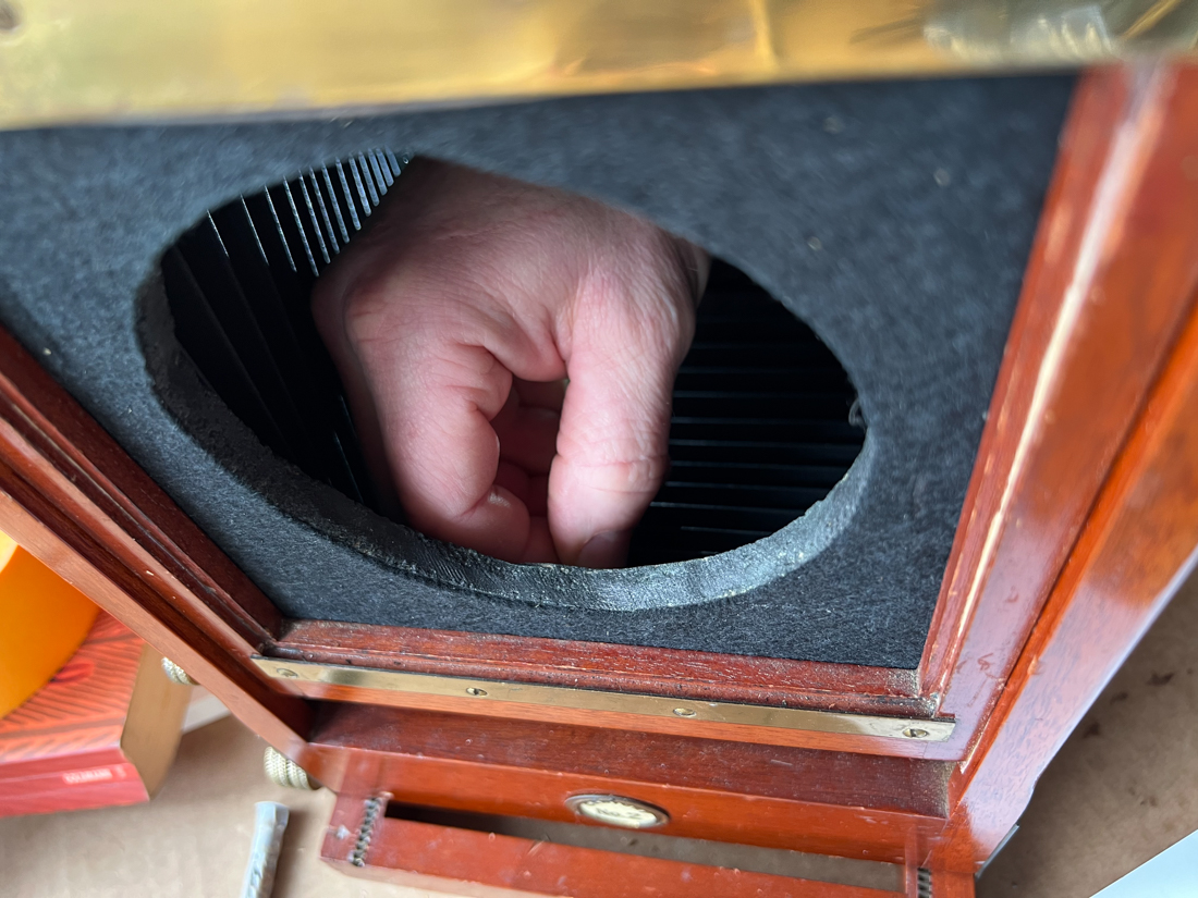 100_year_old_camera_bellow_renovation_diy_markus_hofstaetter_mhaustria.com_10