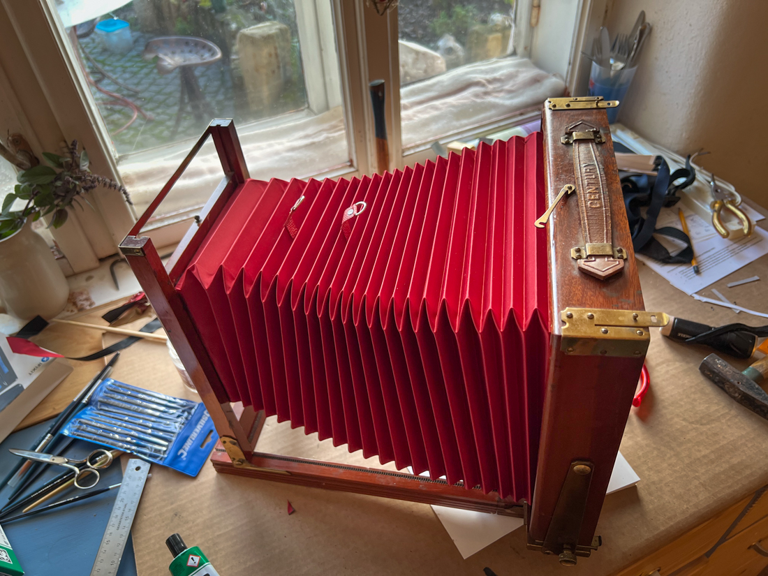 100_year_old_camera_bellow_renovation_diy_markus_hofstaetter_mhaustria.com_13