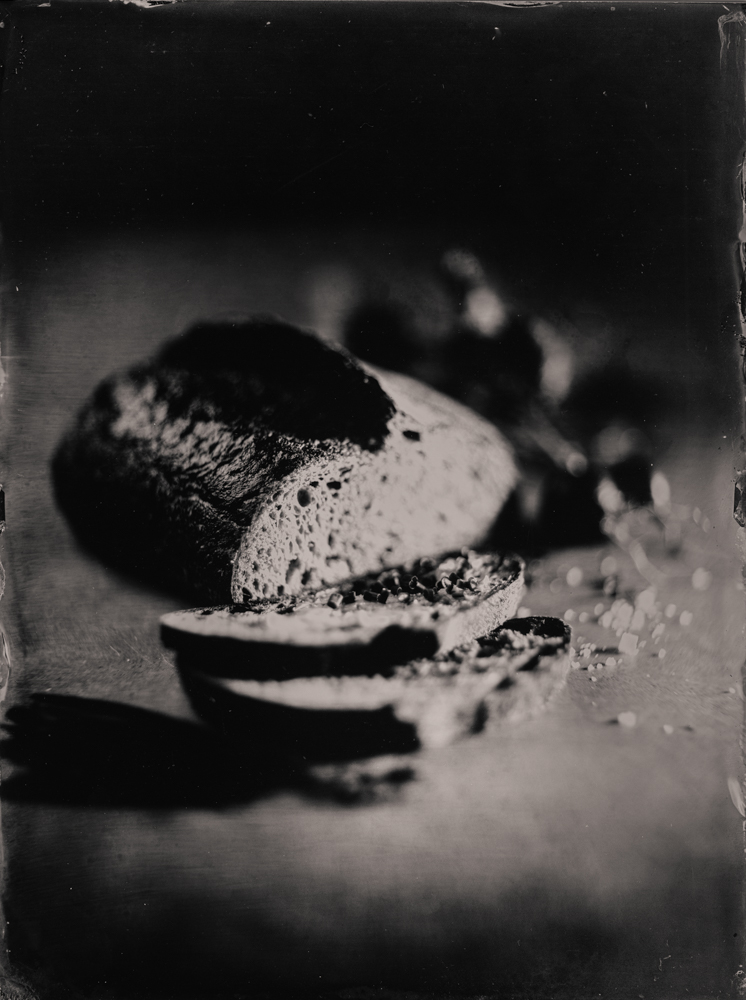 sourdough_bread_wet_plate_food_photography_markus_hofstaetter_hans_gerlach_mhaustria.com_1
