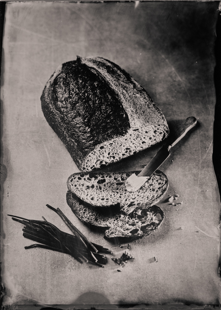 sourdough_bread_wet_plate_food_photography_markus_hofstaetter_hans_gerlach_mhaustria.com_3